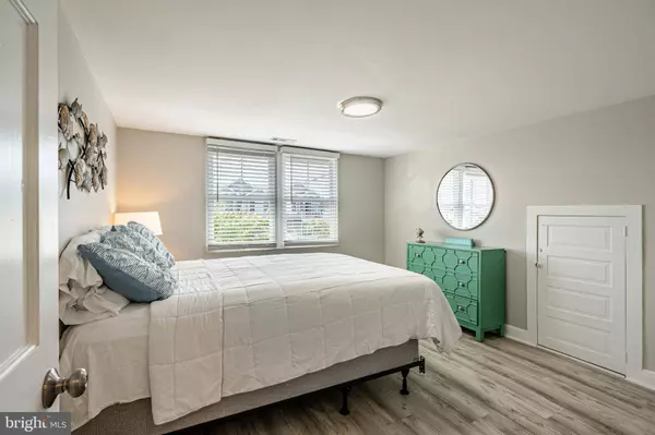 5708 PARK BLVD #UNIT 2, Wildwood, NJ 08260