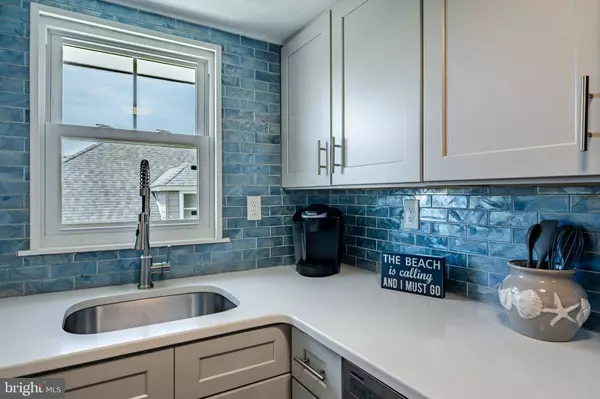 5708 PARK BLVD #UNIT 2, Wildwood, NJ 08260