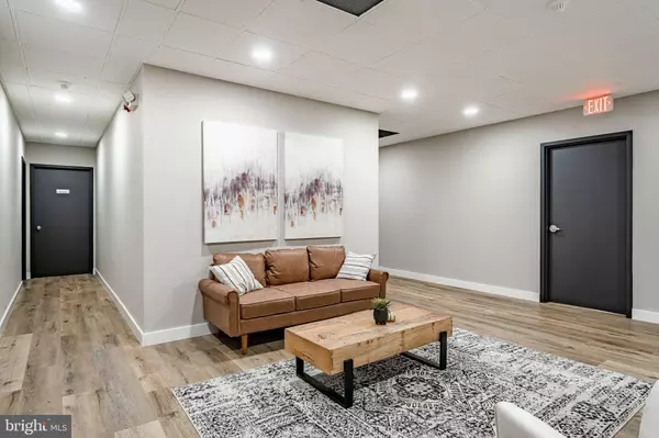 1244 WEST CHESTER PIKE #2, West Chester, PA 19382