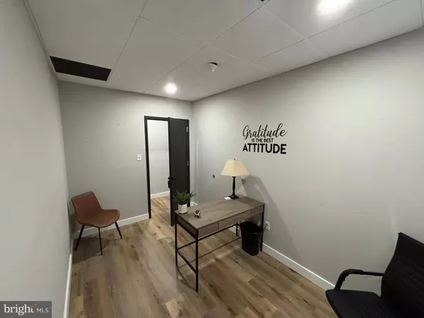 1244 WEST CHESTER PIKE #2, West Chester, PA 19382