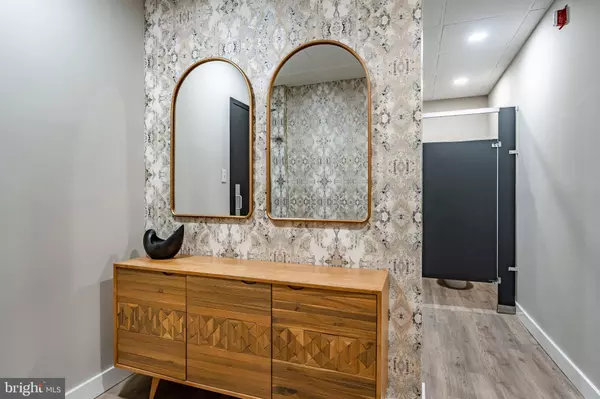 1244 WEST CHESTER PIKE #2, West Chester, PA 19382