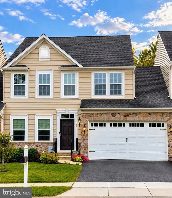 128 E GENERAL GREY CT