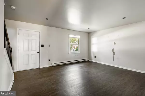 494 WASHINGTON AVE, Parkesburg, PA 19365