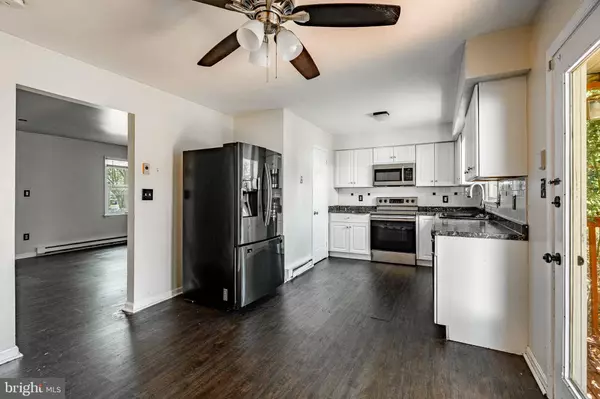 494 WASHINGTON AVE, Parkesburg, PA 19365