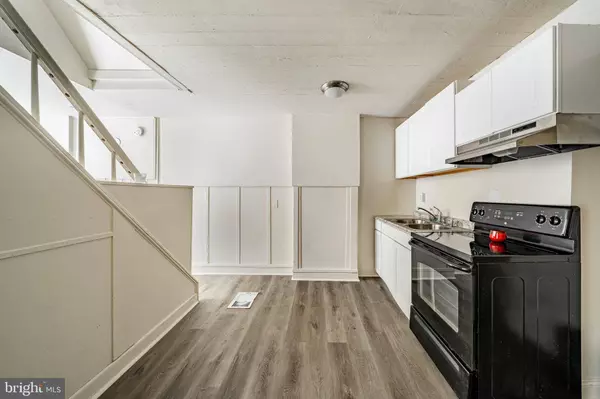 40 BEECH ST, Coatesville, PA 19320