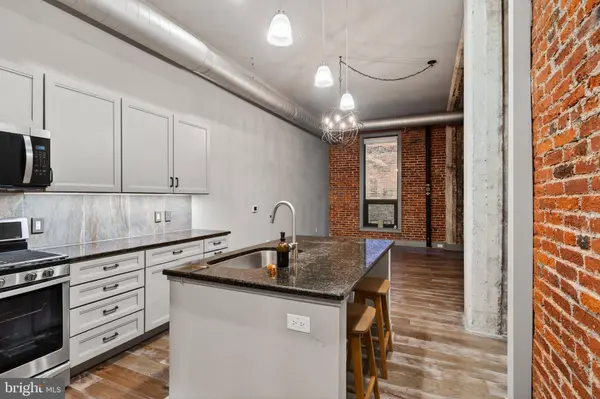 41 W LEMON ST #304, Lancaster, PA 17603