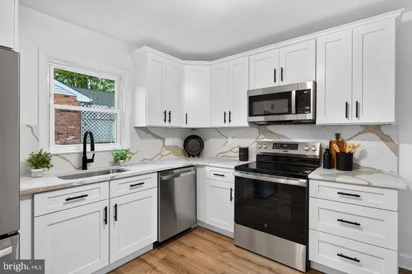 619 DELAWARE AVE, Claymont, DE 19703