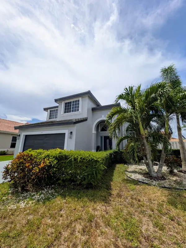 335 SW 183rd Way, Pembroke Pines, FL 33029-4330