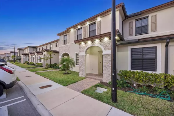 9925 SW 228th Ter, Miami, FL 33190