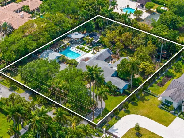 7720 SW 79th Ct, Miami, FL 33143