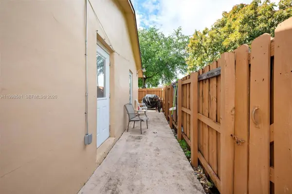 4218 SW 138th Ct, Miami, FL 33175