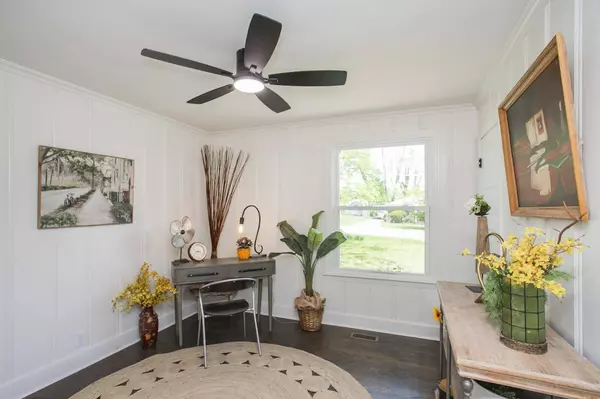 826 Colfax Dr, Nashville, TN 37214