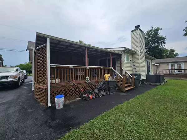 6007 Baltic Dr, Hermitage, TN 37076