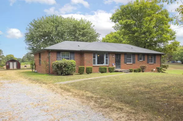 3071 Trenton Rd, Clarksville, TN 37040