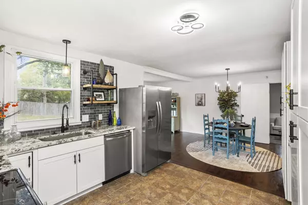 3844 Bonnacreek Dr, Hermitage, TN 37076