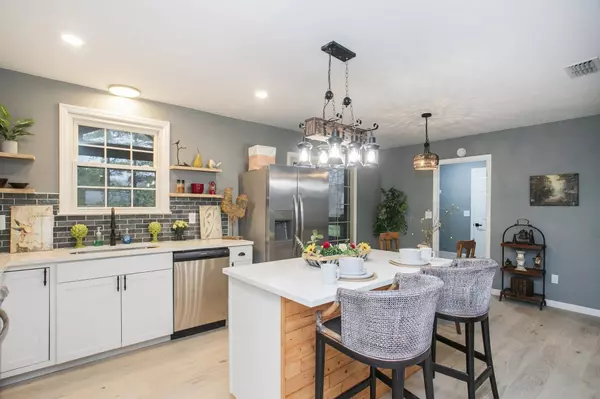 712 Stewart Valley Dr, Smyrna, TN 37167