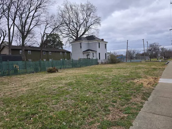 301 Grace St, Nashville, TN 37207