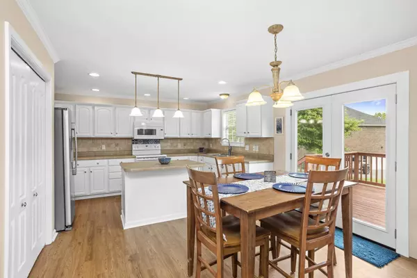 1400 Oakhall Trace, Mount Juliet, TN 37122