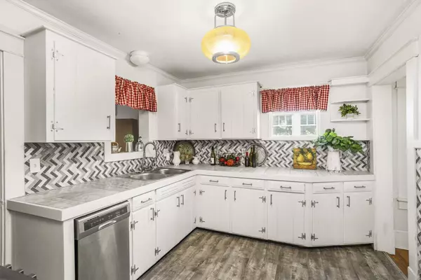 1007 Seymour Ave, Nashville, TN 37206