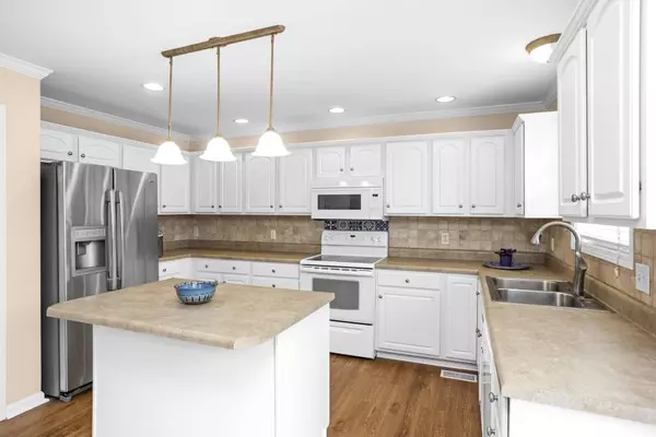 1400 Oakhall Trace, Mount Juliet, TN 37122