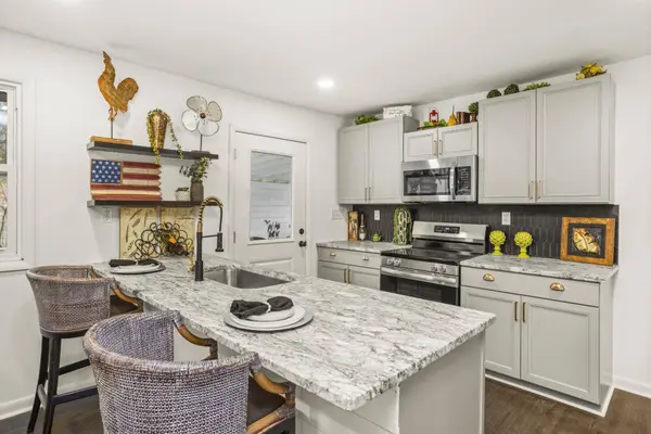 306 Kemper Dr #S, Madison, TN 37115