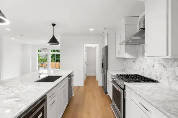 508 Hobson Chapel Pl, Nashville, TN 37206
