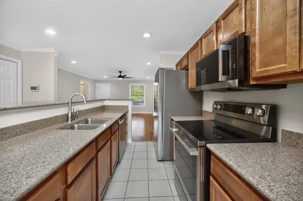 907 11th Ave #N, Nashville, TN 37208