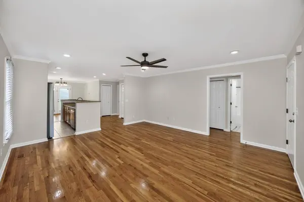 907 11th Ave #N, Nashville, TN 37208