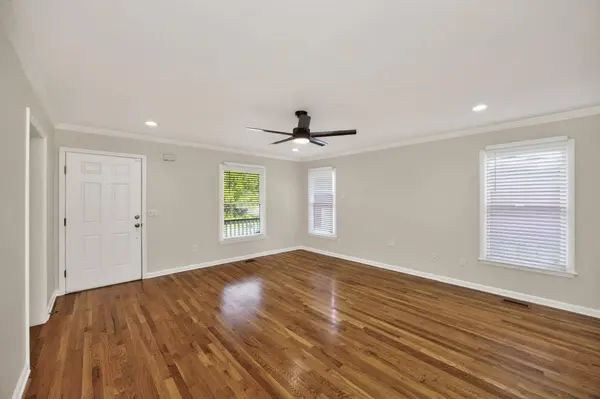 907 11th Ave #N, Nashville, TN 37208