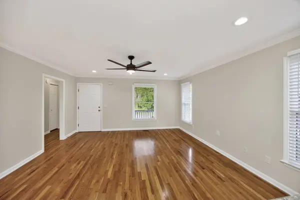 907 11th Ave #N, Nashville, TN 37208
