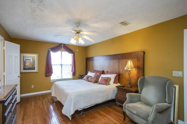 1508 Clover Ct, Hermitage, TN 37076
