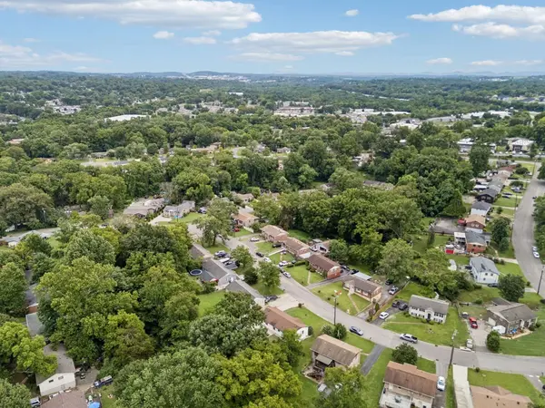 124 Denise Dr, Antioch, TN 37013