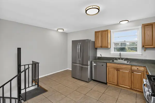 261 Eisenhower Dr, Nashville, TN 37211