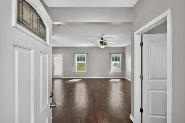 520 Sunflower Dr, Smyrna, TN 37167