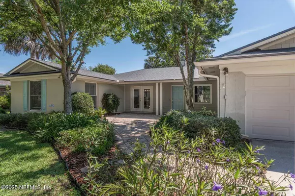 1659 SEA OATS DR, Atlantic Beach, FL 32233