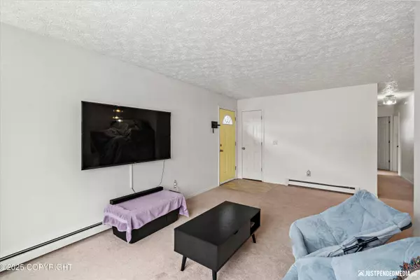 10113 Goose Berry PL, Anchorage, AK 99515