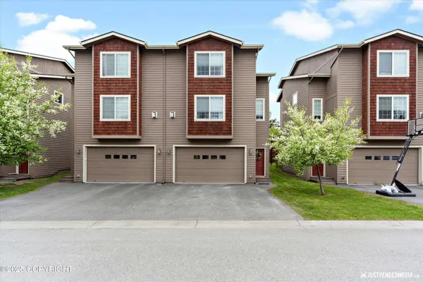 12621 Bona Kim LOOP #4, Anchorage, AK 99515