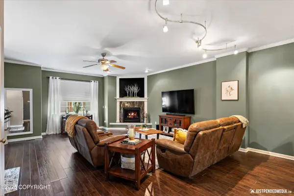 12621 Bona Kim LOOP #4, Anchorage, AK 99515