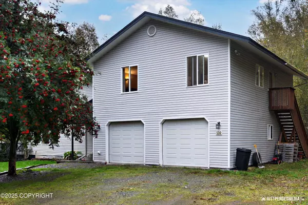 530 S Craig CIR, Wasilla, AK 99654