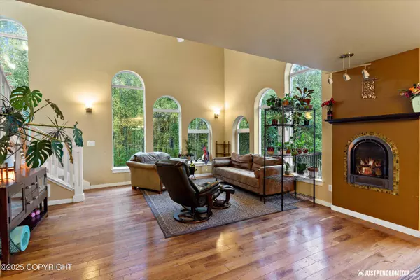 530 S Craig CIR, Wasilla, AK 99654