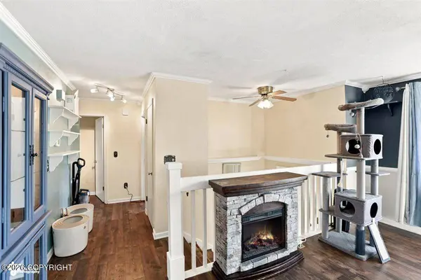 6601 Eileen CIR, Anchorage, AK 99507