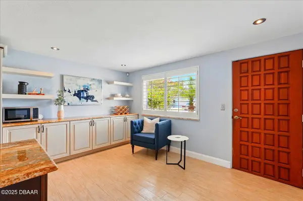 142 Avalon AVE, Flagler Beach, FL 32136