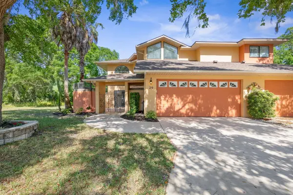 29 Sunrise Villas Ln, Palm Coast, FL 32137
