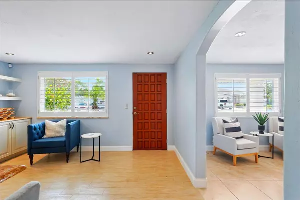 142 Avalon Ave, Flagler Beach, FL 32136