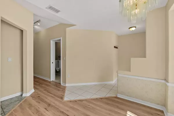 76 Kakakee Trl, Palm Coast, FL 32164