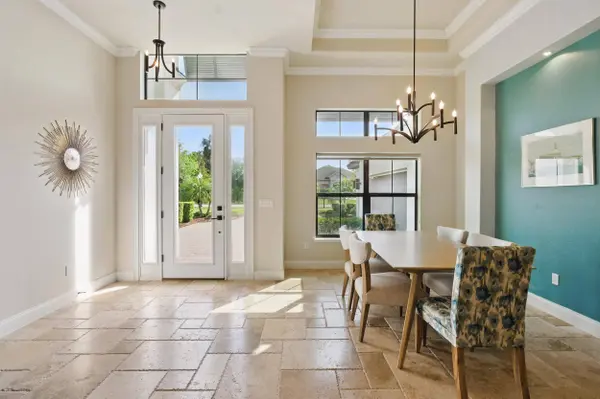 8 Blue Oak Ln, Palm Coast, FL 32137