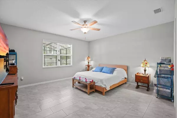 25 Egret Trl, Palm Coast, FL 32164