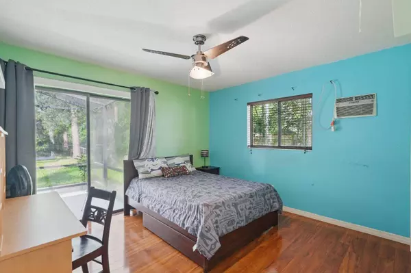 131 Boulder Rock Dr, Palm Coast, FL 32137