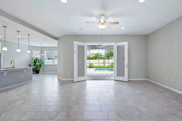 25 Egret TRL, Palm Coast, FL 32164