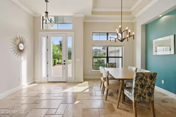 8 BLUE OAK LN, Palm Coast, FL 32137